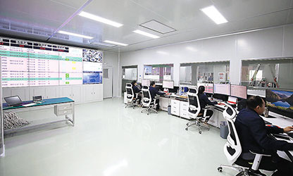 央媒持續(xù)關(guān)注 虹潤再增信心--新華社客戶端專題報道巜福建順昌虹潤儀表的國產(chǎn)化之路》，生動描述虹潤公司近年走過的成功之路